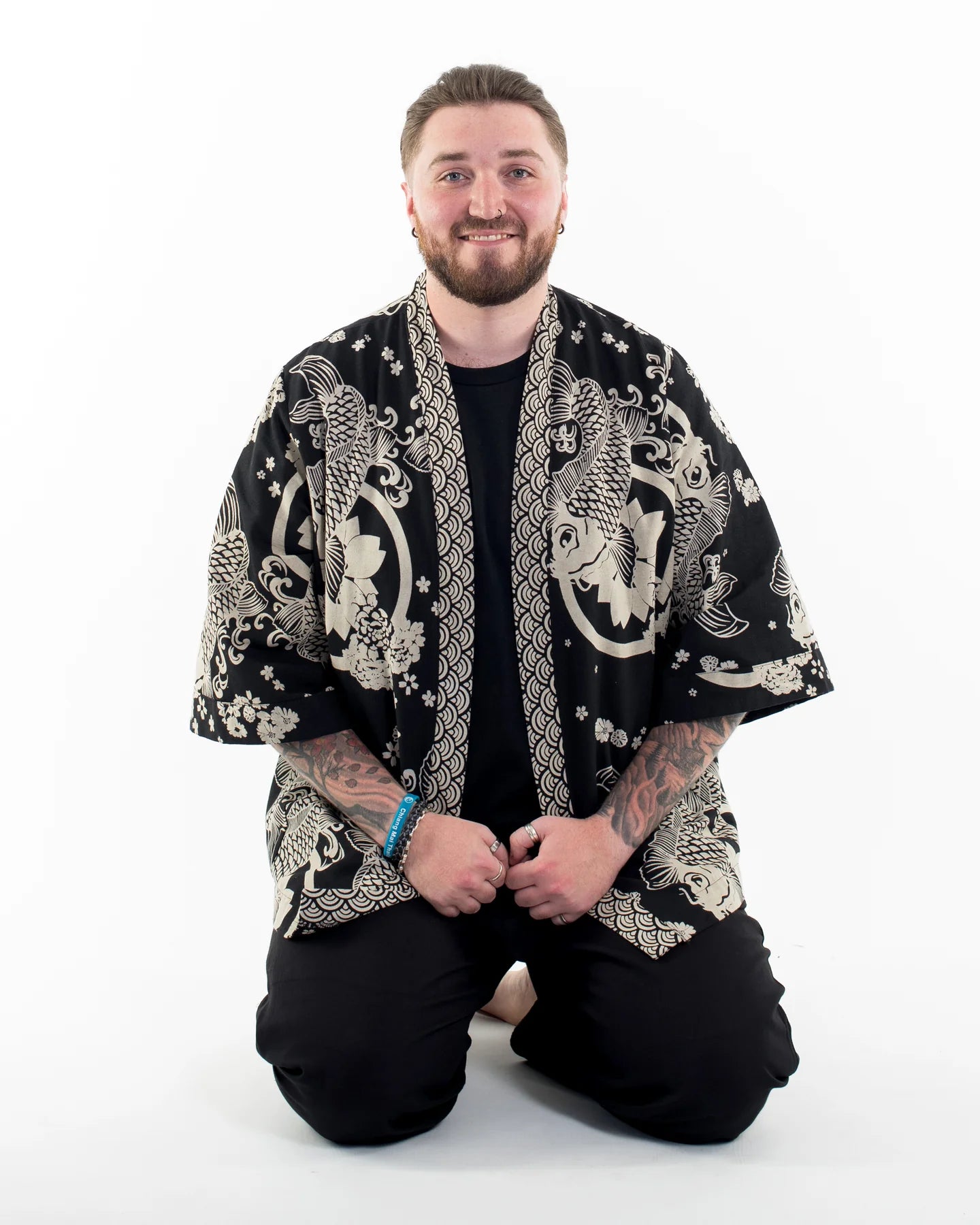 Unisex Koi Fish Print Cotton Kimono Cardigan in Black