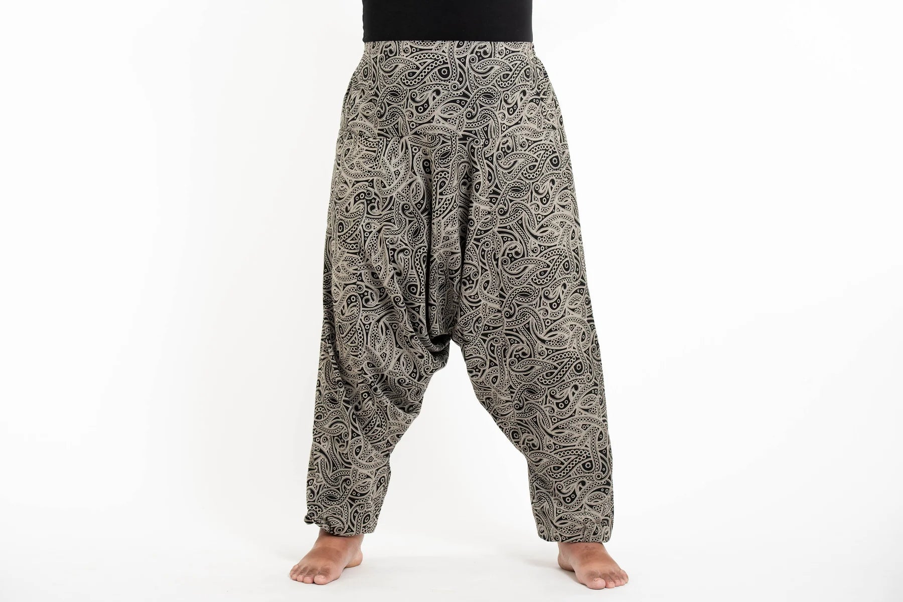 Plus Size Unisex Hill Tribe Paisley Print Harem Pants in Black
