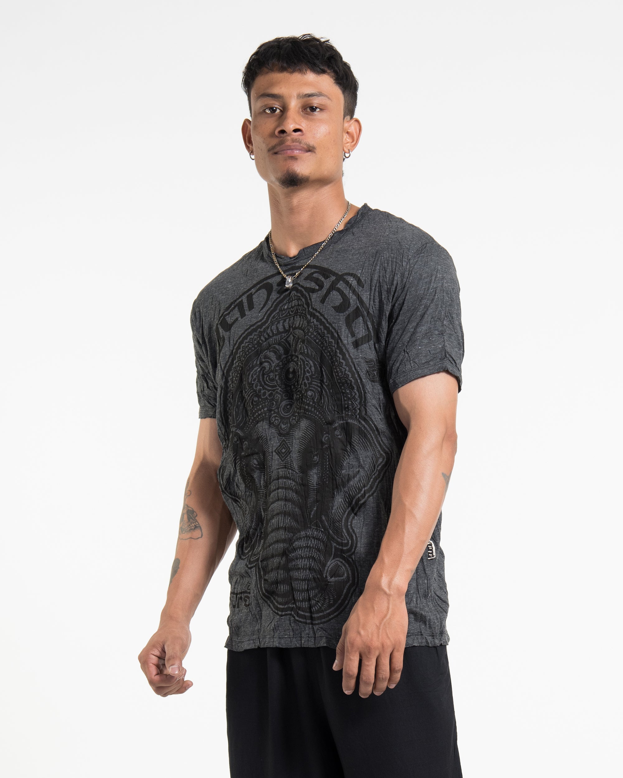Sure Design Men's Majestic Ganesha T-Shirt Black