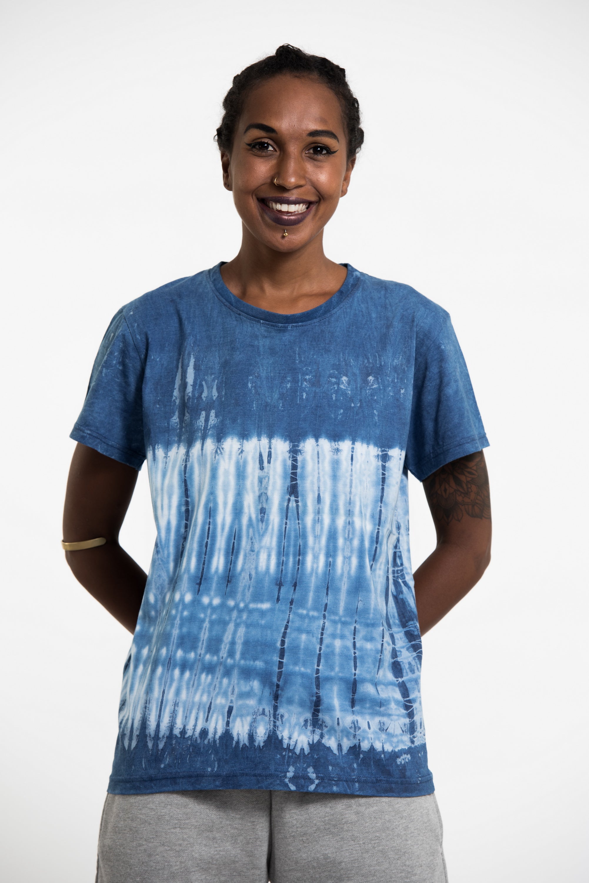 Unisex Indigo Tie Dye Vertical Stripes T-shirt