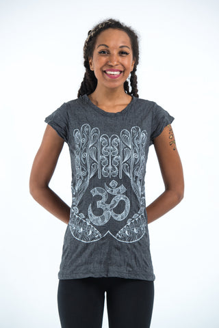 Sure Design Women's Ohm hands T-Shirt Silver on Black