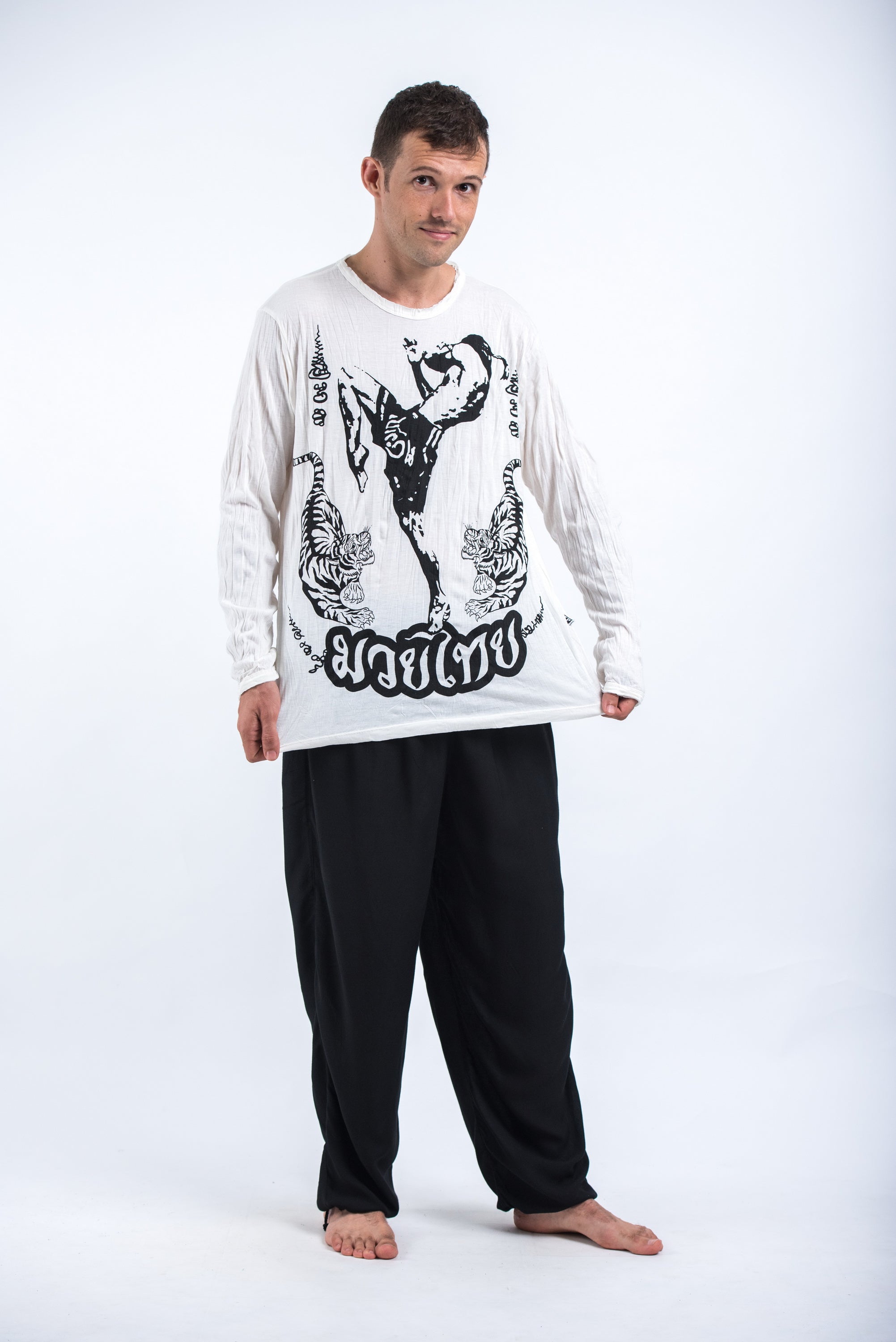 Sure Design Unisex Muay Thai Flying Knee Long Sleeve T-Shirt White