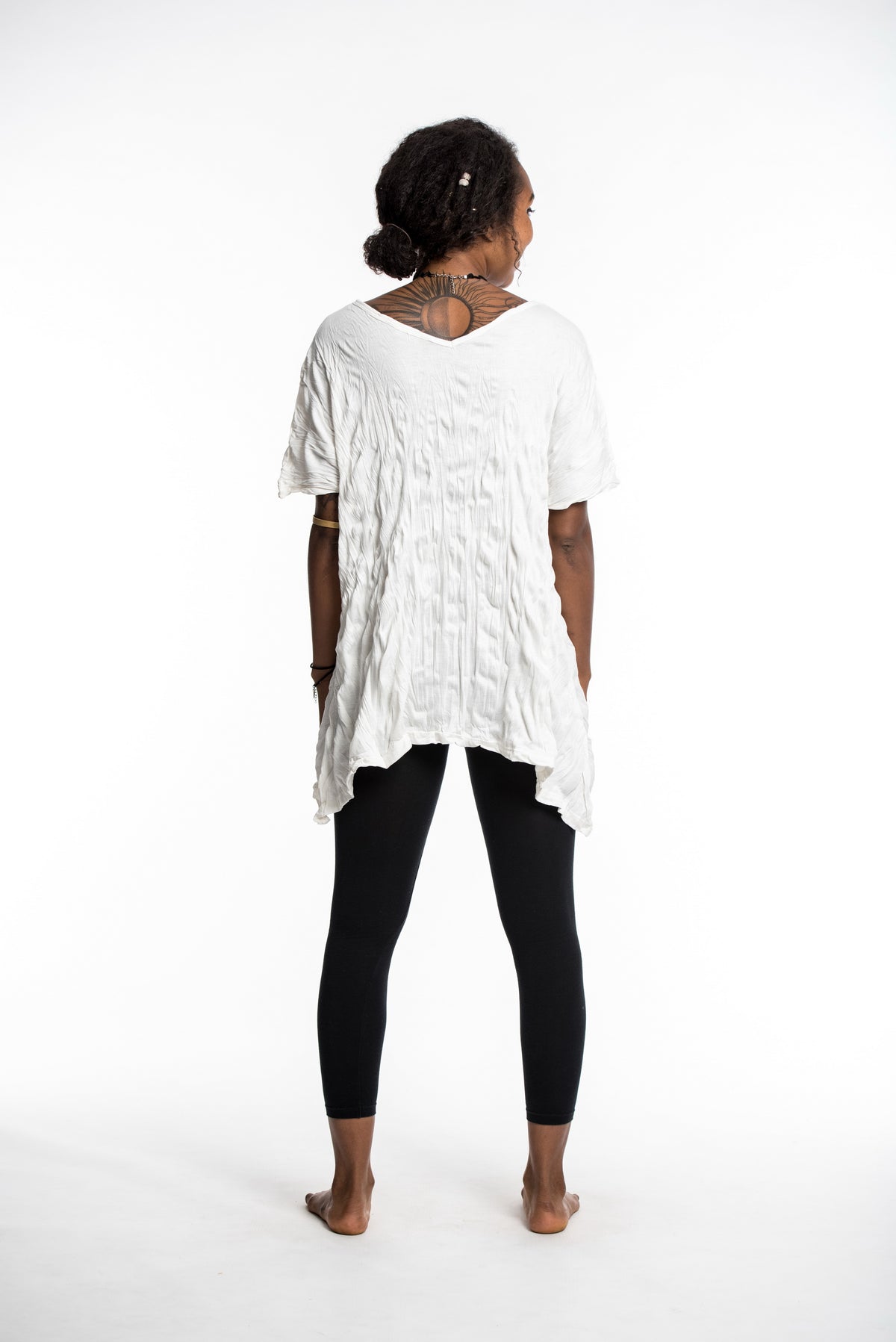 Sure Design Women's Solid Loose V Neck T-Shirt White