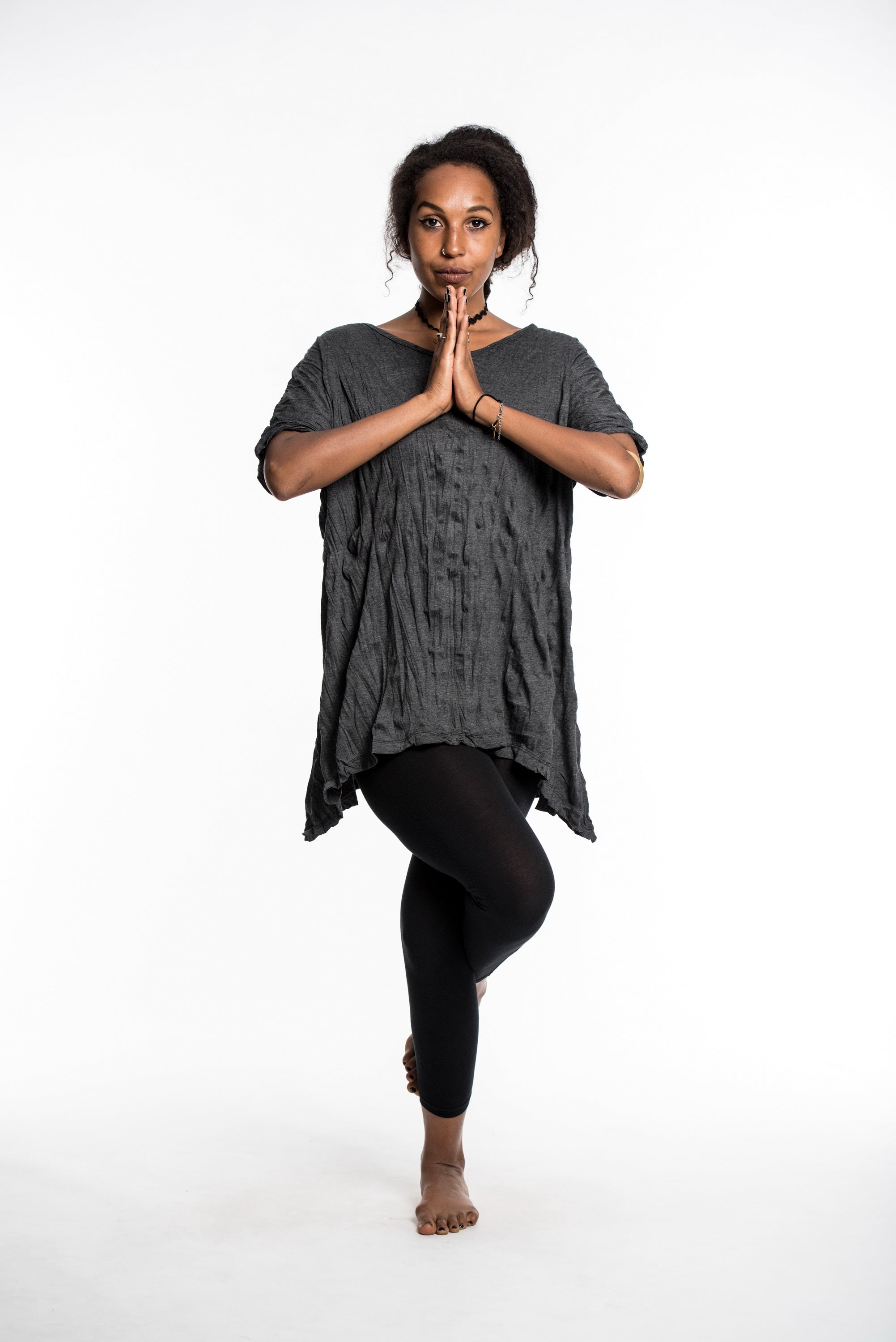 Sure Design Women's Solid Loose V Neck T-Shirt Black