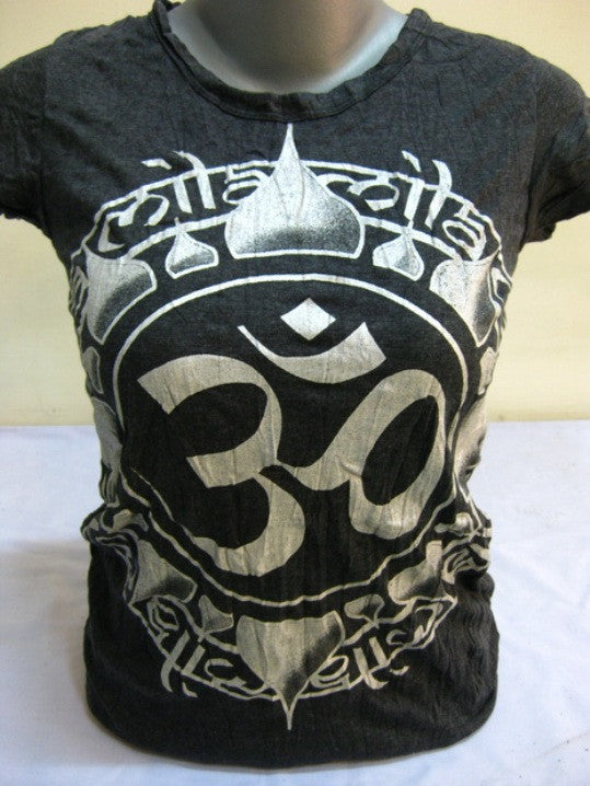 Sure Design Women's Infinitee Ohm T-Shirt Silver on Black